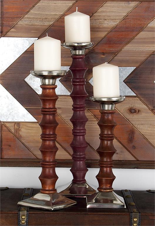 Mango Wood Candle Holder Set (Brown)